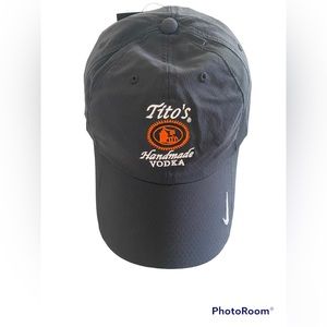 Tito's Logo Nike Heritage86 Golf Hat Dri-Fit Unisex